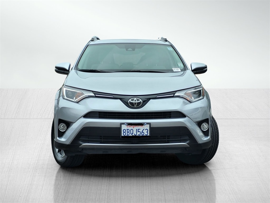 Used 2018 Toyota RAV4 XLE with VIN 2T3WFREV2JW428506 for sale in Hayward, CA