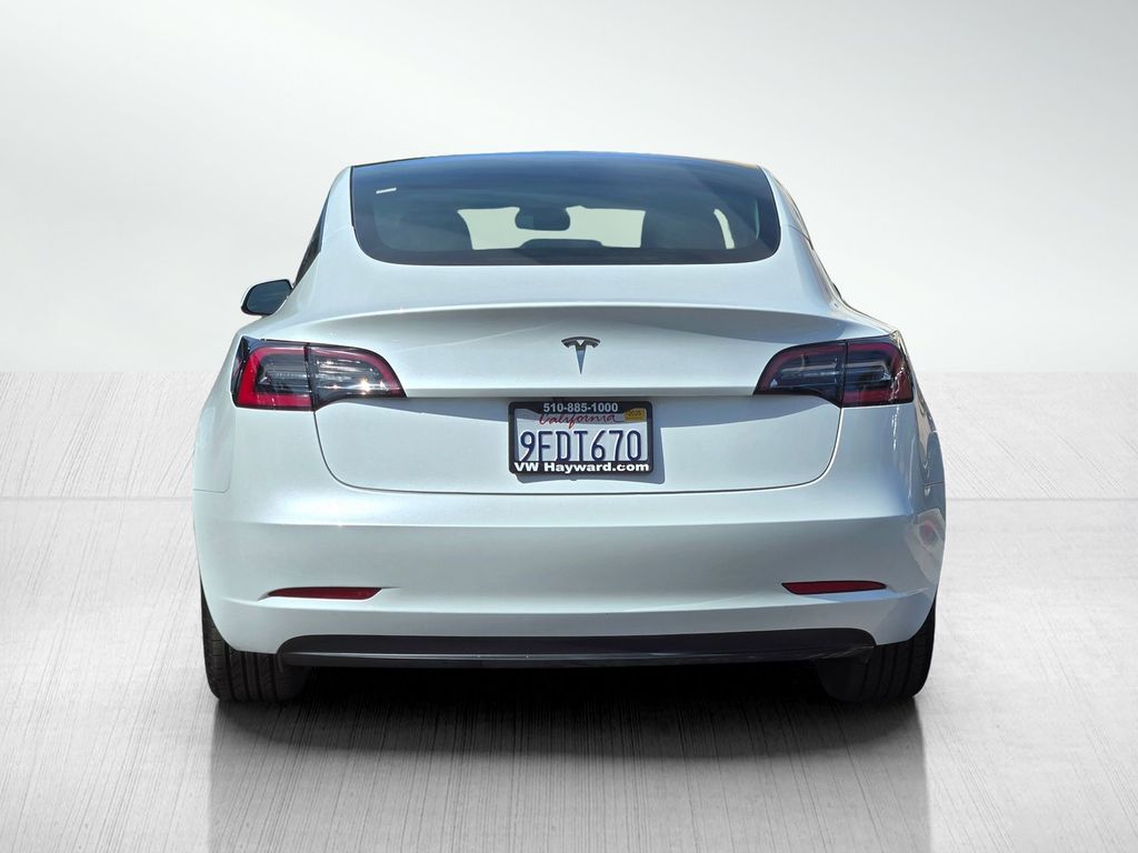 2023 Tesla Model 3 Base photo 4