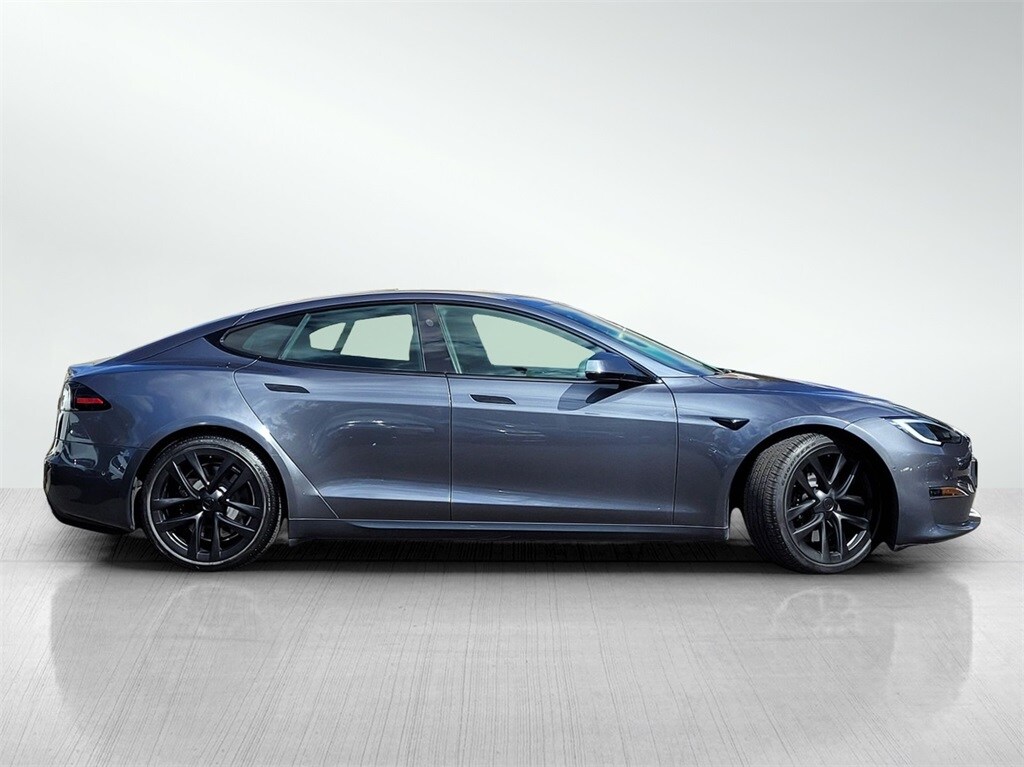 2022 Tesla Model S photo 3