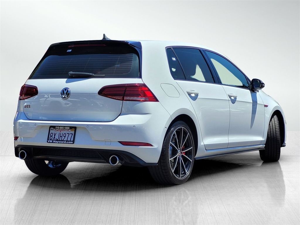 2021 Volkswagen Golf GTI Autobahn photo 3