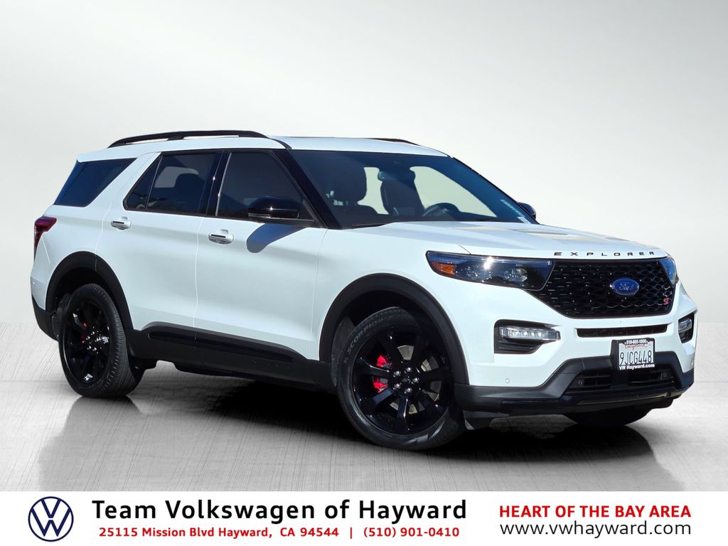 2023 Ford Explorer ST 4WD's photo
