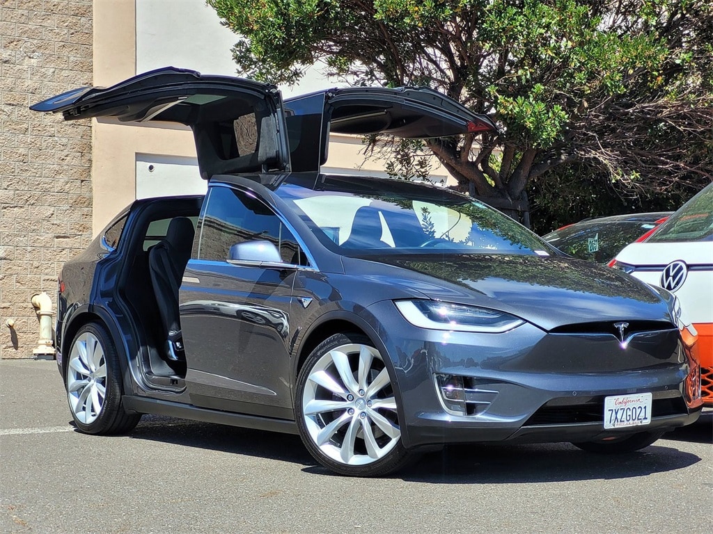 Used 2017 Tesla Model X 90D with VIN 5YJXCBE21HF040323 for sale in Hayward, CA