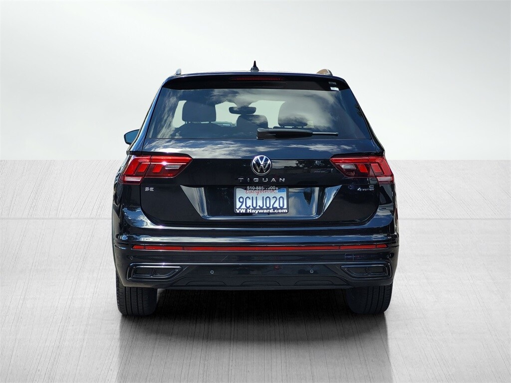 2022 Volkswagen Tiguan SE R-Line Black photo 4