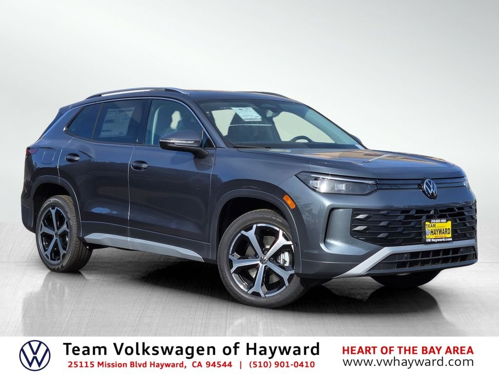 New 2026 Volkswagen Tiguan 2.0T SE SUV