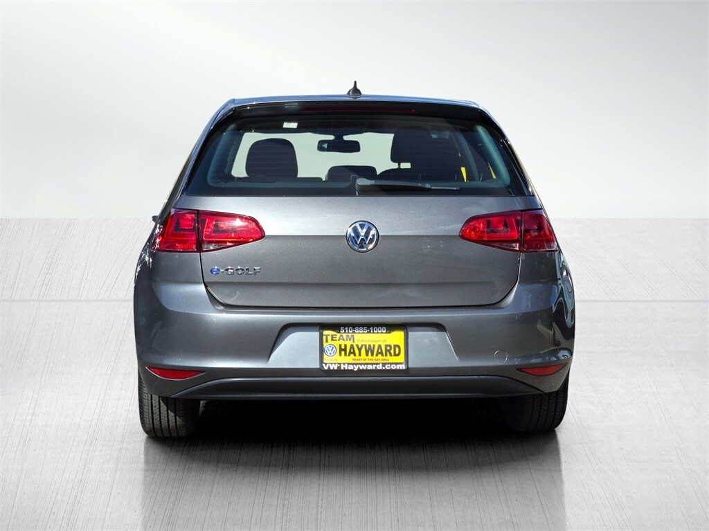 Used 2016 Volkswagen e-Golf SE Hatchback
