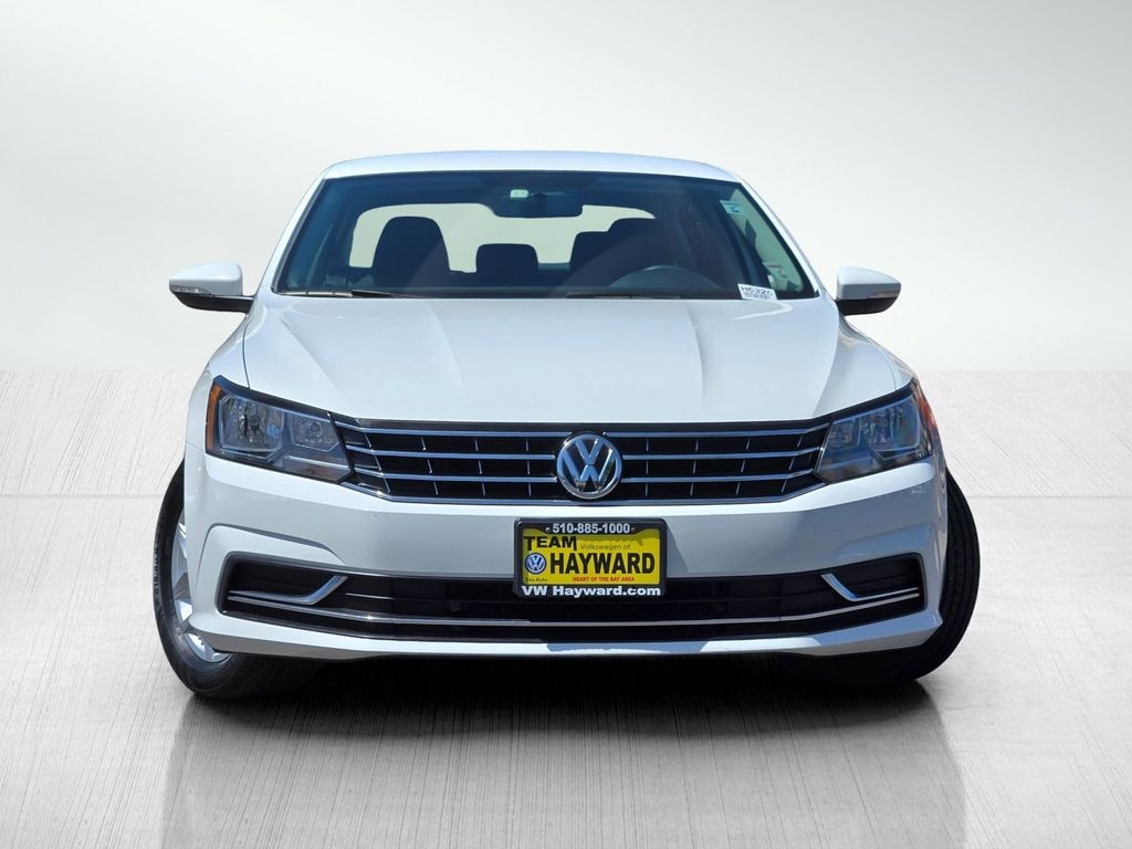 Used 2016 Volkswagen Passat 1.8T S Sedan