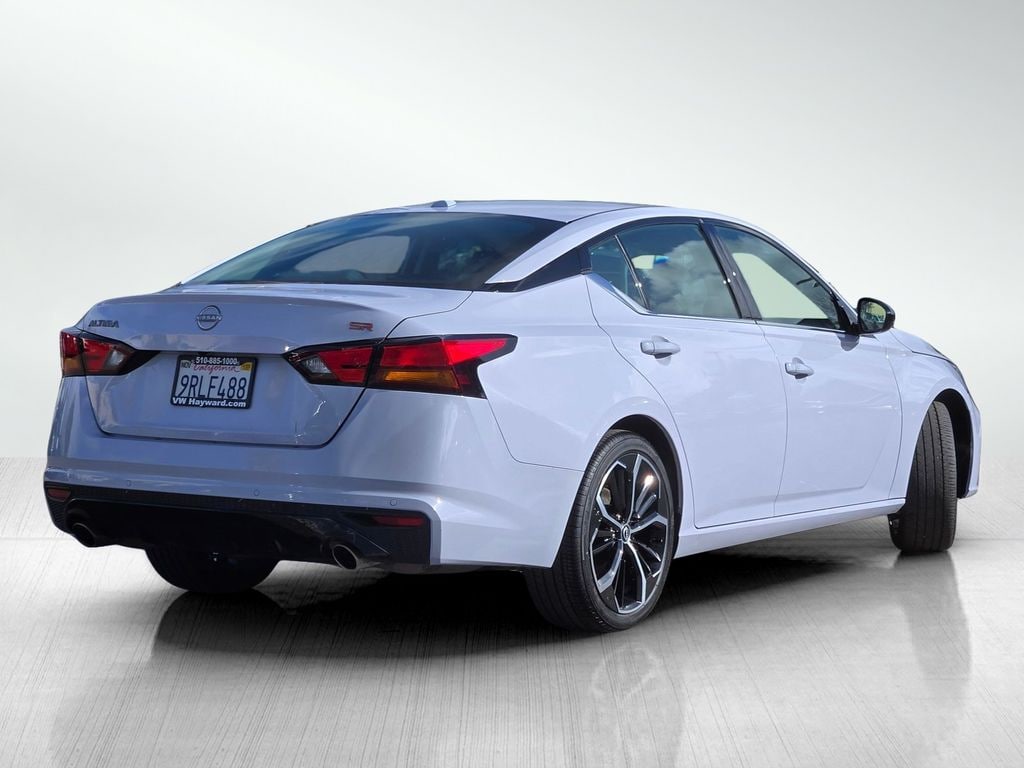 Used 2025 Nissan Altima 2.5 SR Sedan