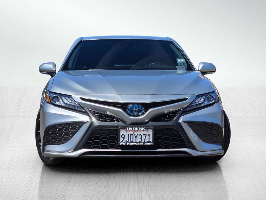 Used 2022 Toyota Camry Hybrid XSE Sedan