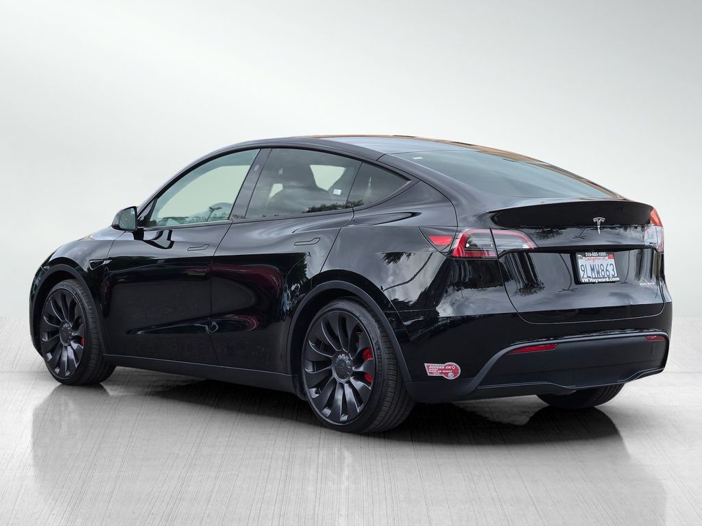 2024 Tesla Model Y Performance photo 5