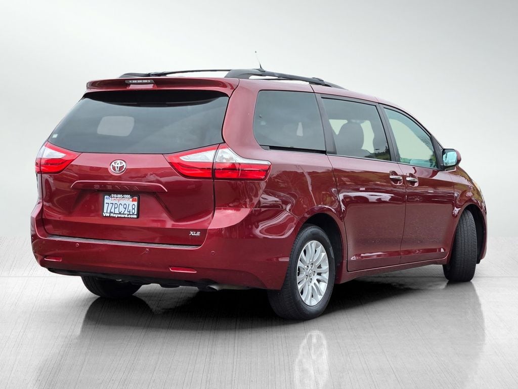 Used 2017 Toyota Sienna XLE Van