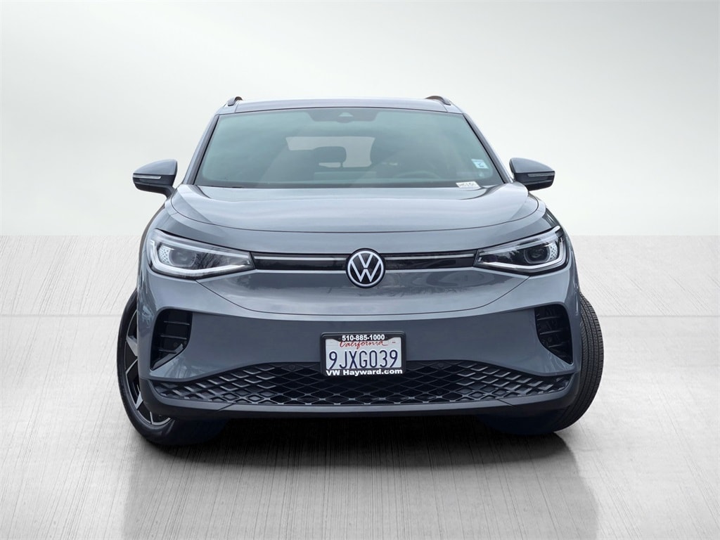 Used 2023 Volkswagen ID.4 PRO S with VIN 1V2VMPE8XPC049621 for sale in Hayward, CA