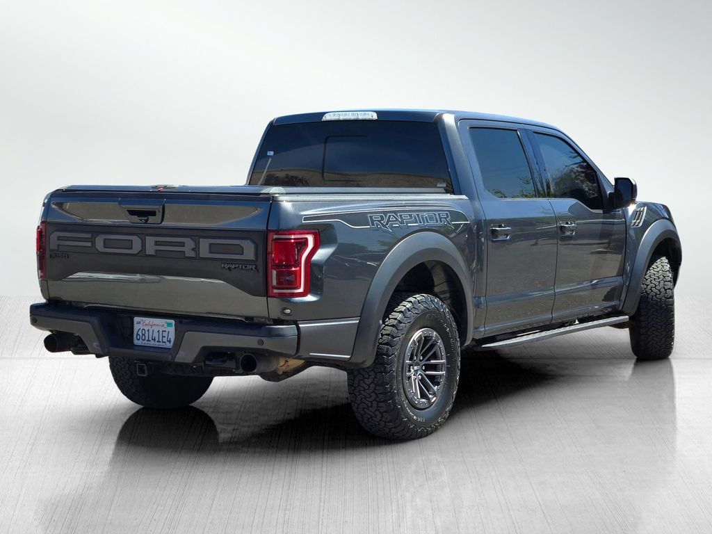 2019 Ford F-150 Raptor photo 4