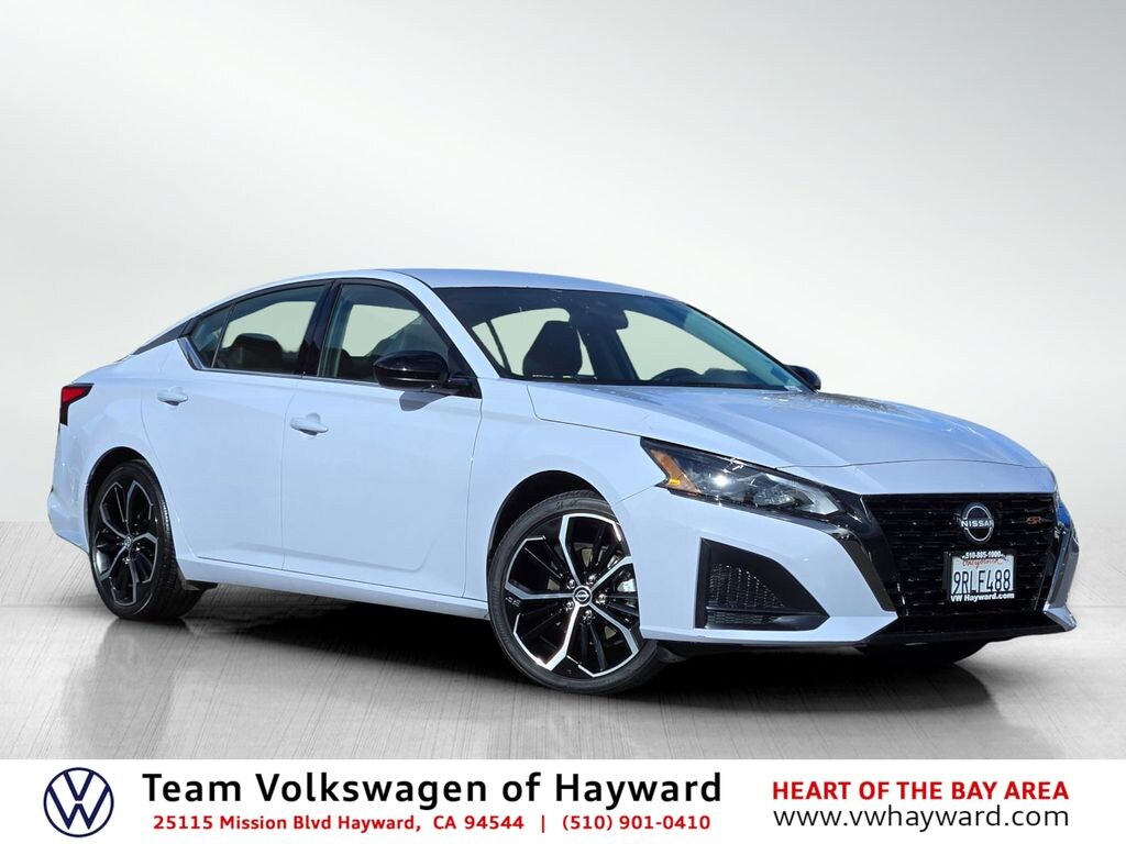 Used 2025 Nissan Altima 2.5 SR Sedan