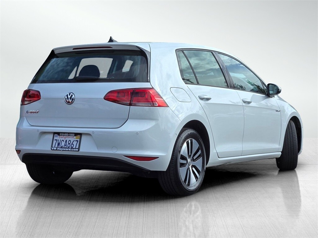2016 Volkswagen e-Golf SEL Premium photo 4
