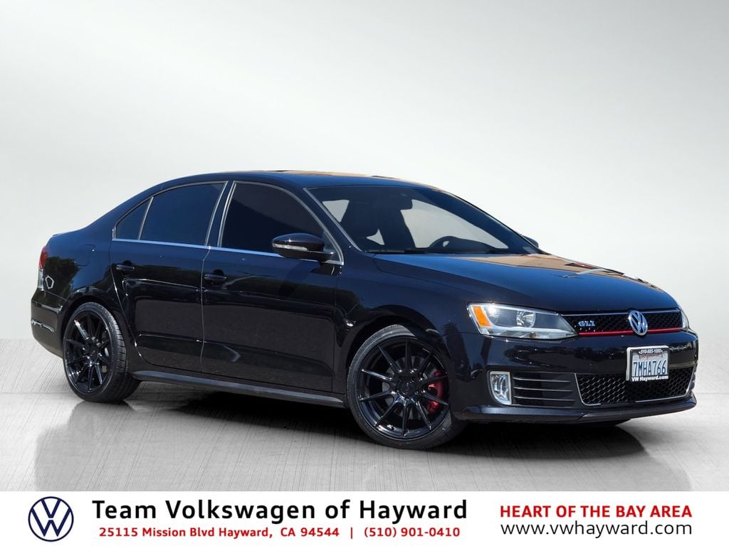 2015 Volkswagen Jetta 2.0T GLI SE PZEV's photo