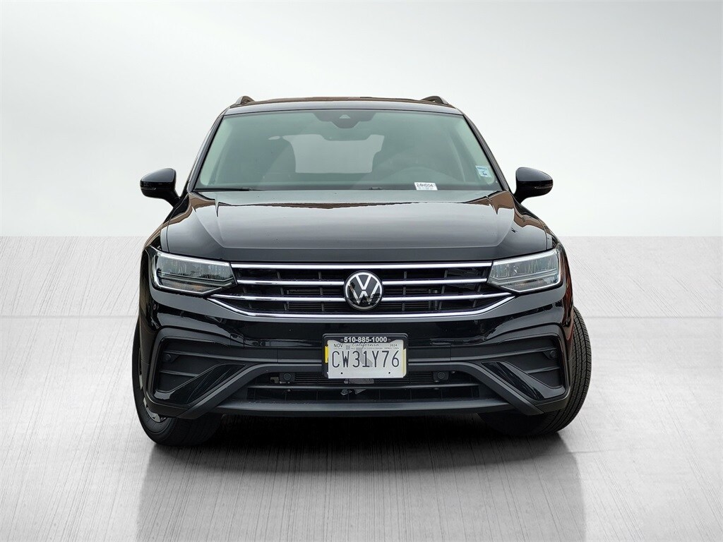 2024 Volkswagen Tiguan S photo 2