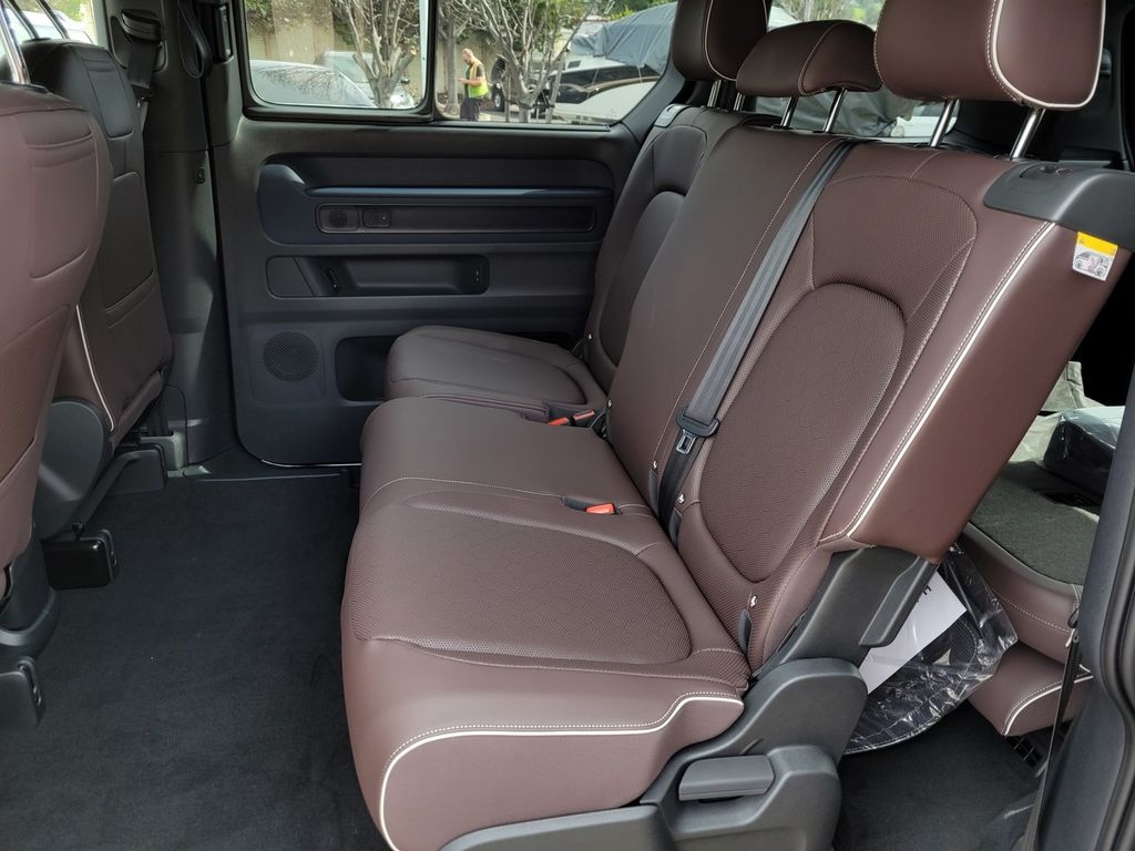 New 2025 Volkswagen ID. Buzz Pro S Van Passenger Van