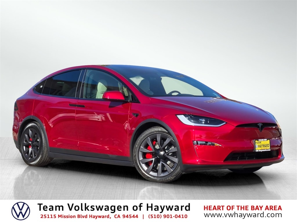 2023 Tesla Model X Plaid's photo