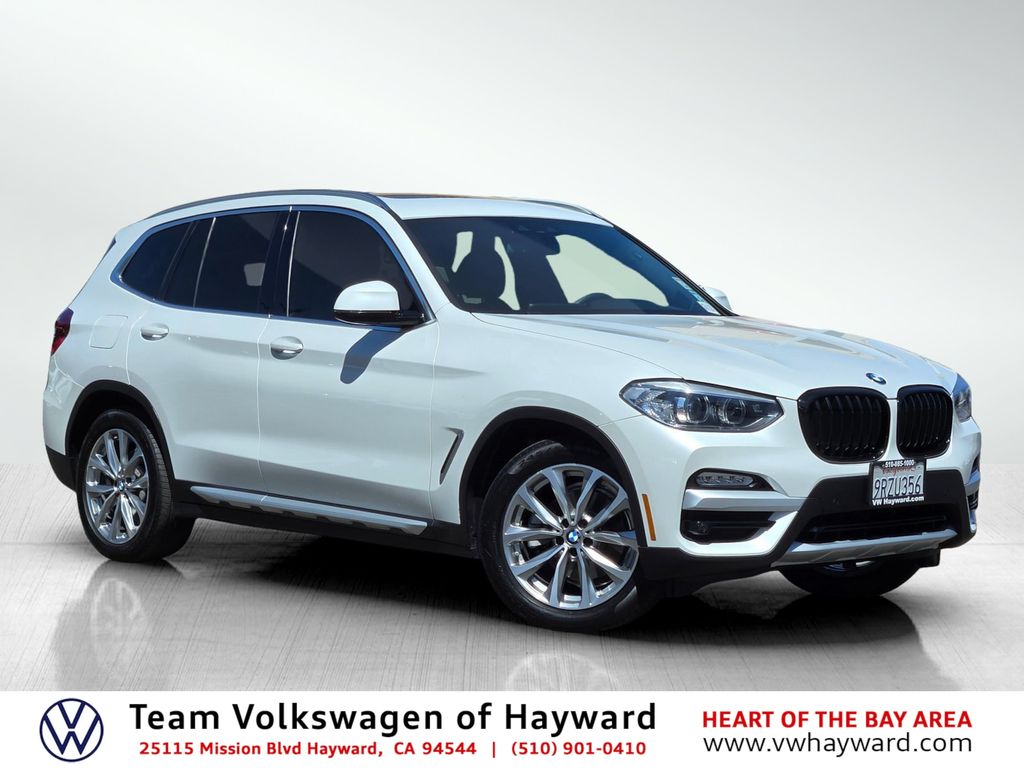 2019 BMW X3 sDrive30i's photo