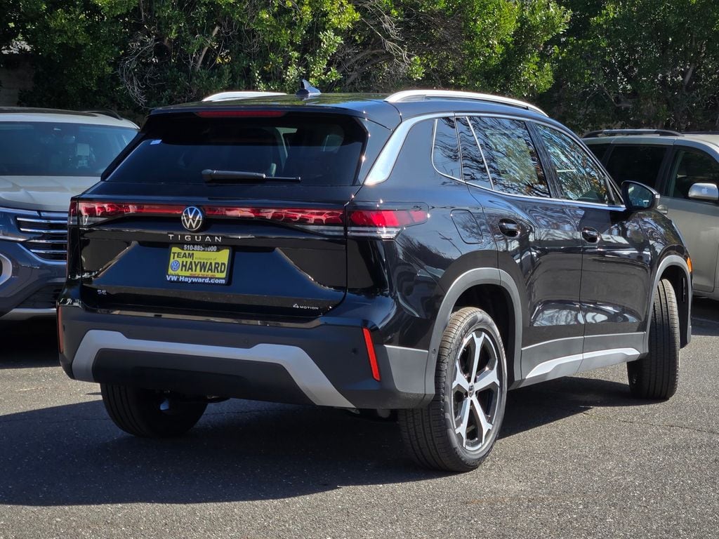 New 2026 Volkswagen Tiguan 2.0T SE SUV