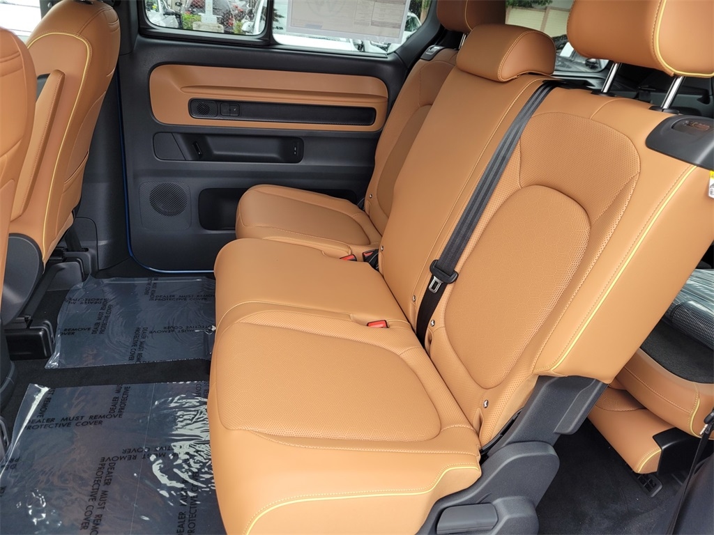 New 2025 Volkswagen ID. Buzz Pro S Van Passenger Van