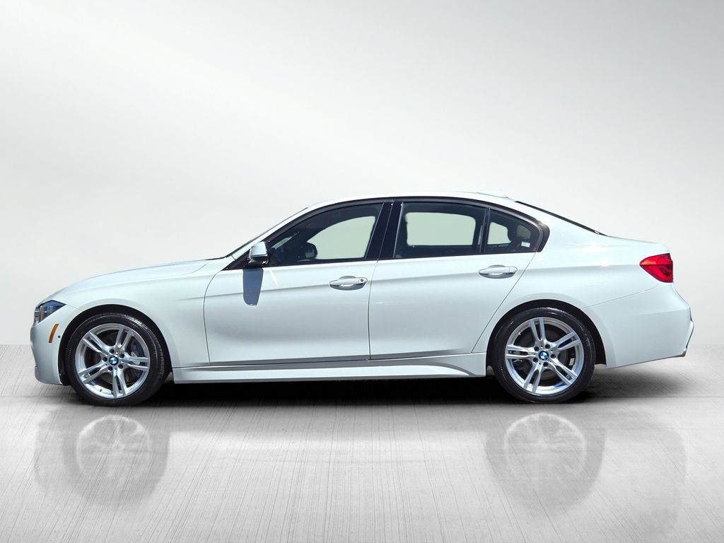 2017 BMW 3 Series 330i photo 6