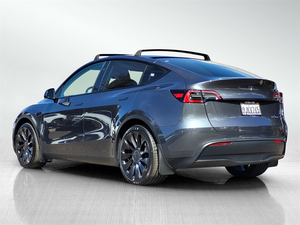 2023 Tesla Model Y Long Range photo 6