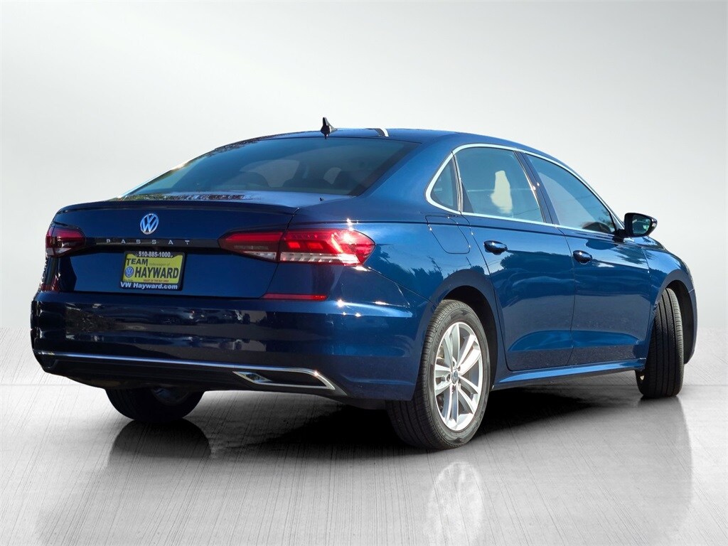 2020 Volkswagen Passat 2.0T SE photo 4