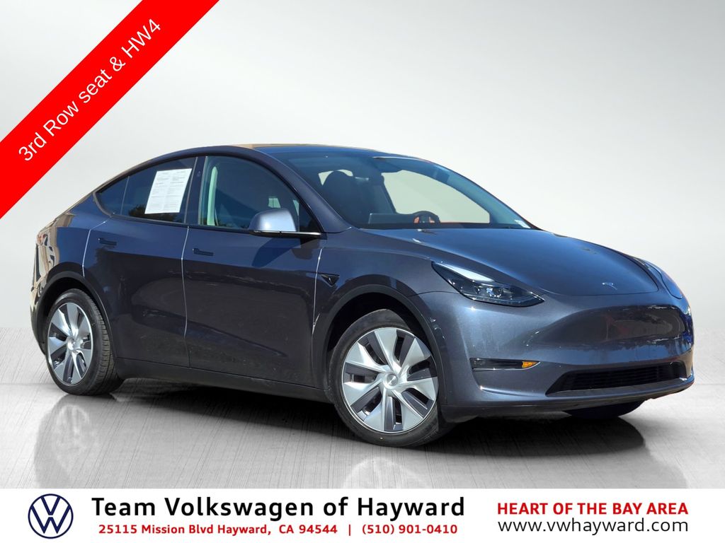 2023 Tesla Model Y Long Range photo 1