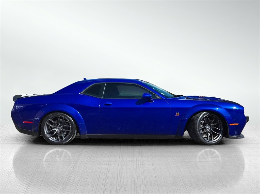 2019 Dodge Challenger R/T Scat Pack Widebody photo 3