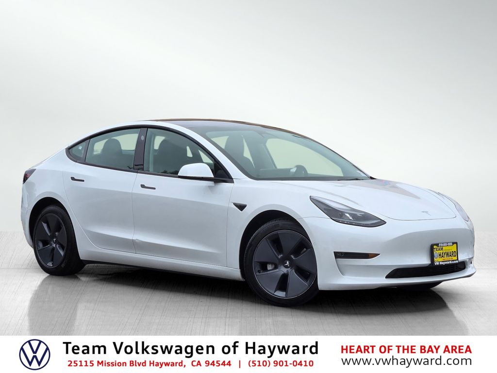2022 Tesla Model 3 Long Range Dual Motor All-Wheel Drive's photo