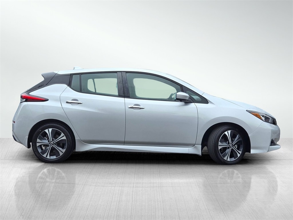 Used 2020 Nissan Leaf SV Hatchback