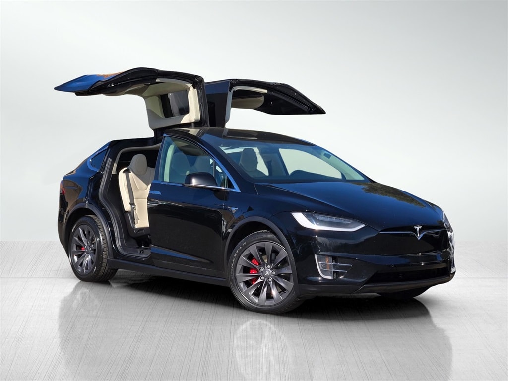 Used 2018 Tesla Model X P100D with VIN 5YJXCAE41JF085893 for sale in Hayward, CA