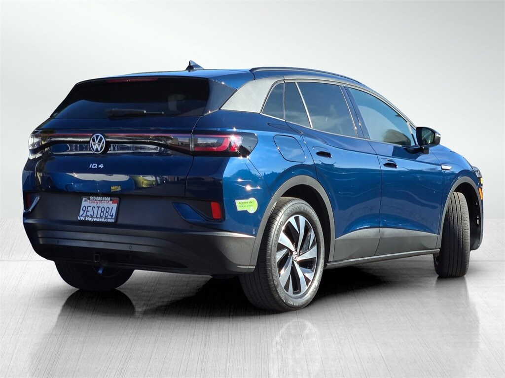 2023 Volkswagen ID.4 Pro photo 4