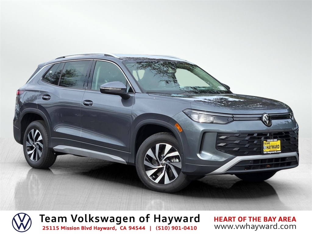 2026 Volkswagen Tiguan S's photo