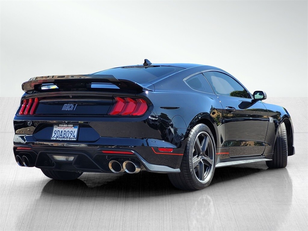 2022 Ford Mustang Mach 1 photo 4
