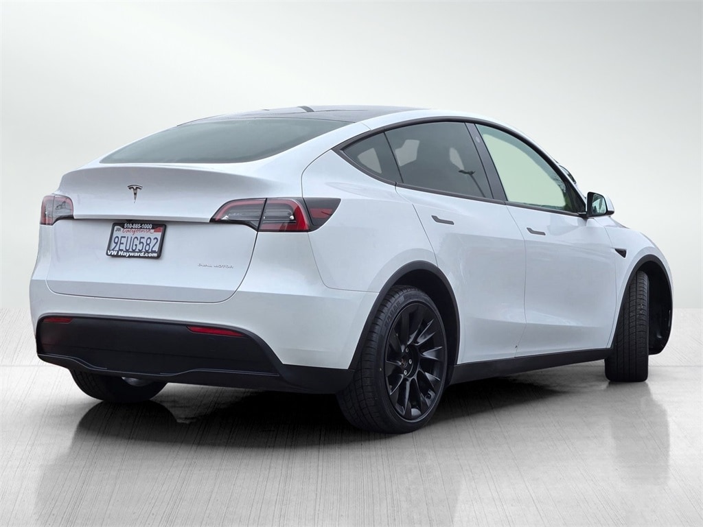 Used 2023 Tesla Model Y Long Range SUV