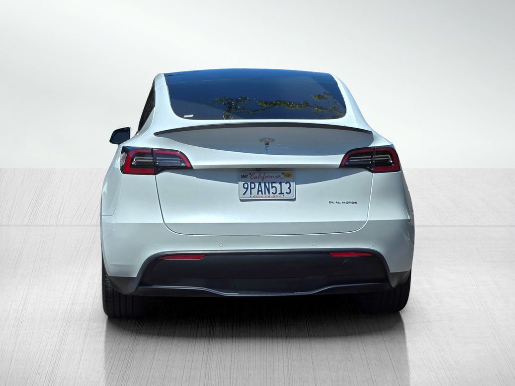 2021 Tesla Model Y Long Range photo 4