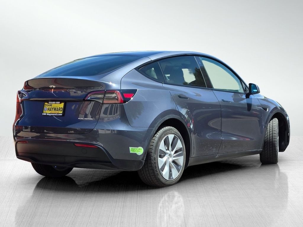 Used 2023 Tesla Model Y Long Range SUV