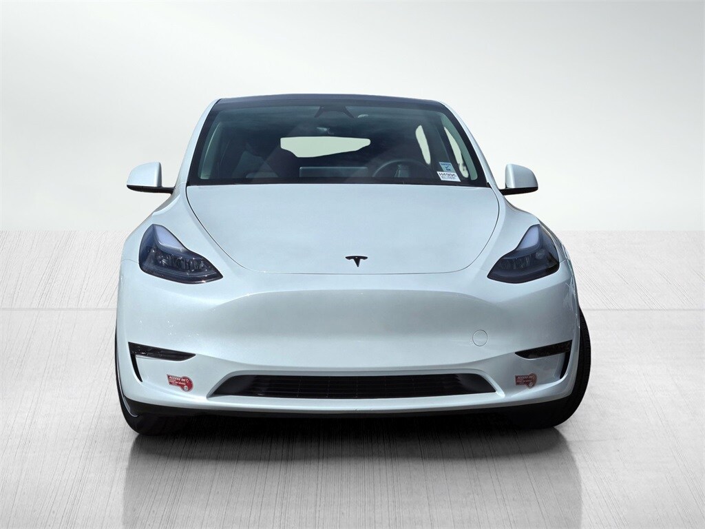 2024 Tesla Model Y Long Range photo 2