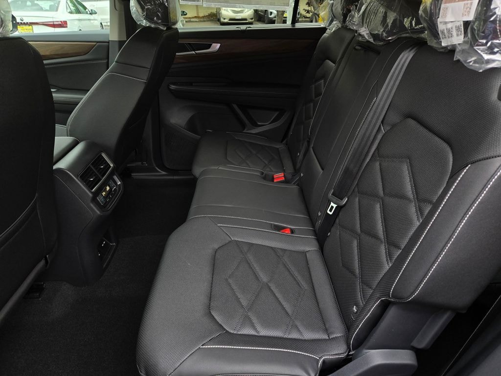 New 2026 Volkswagen Atlas 2.0T SE w/Technology SUV