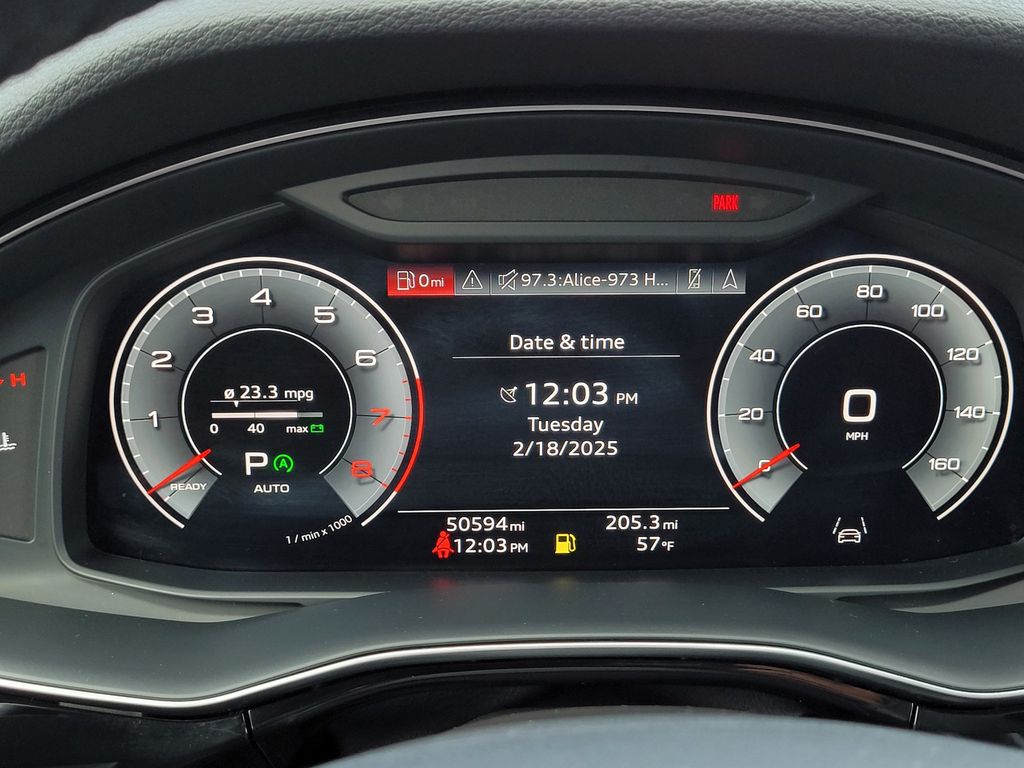 2022 Audi Q7 Premium Plus - Photo 25