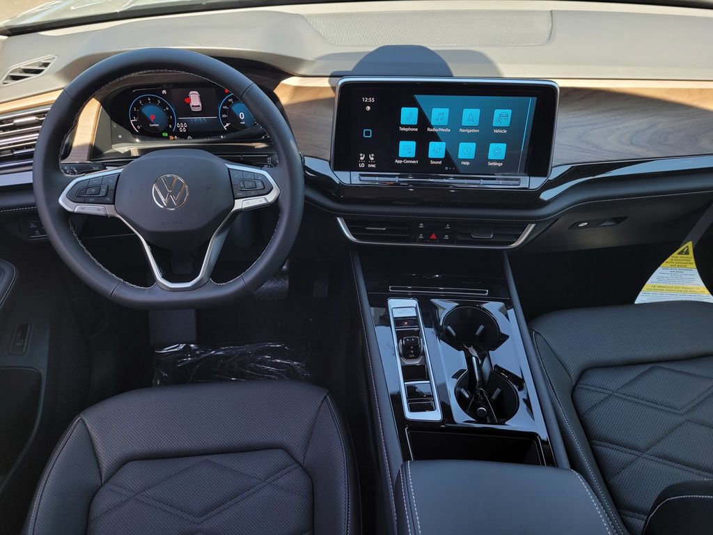 2026 Volkswagen Atlas SE w/Tech - Photo 7