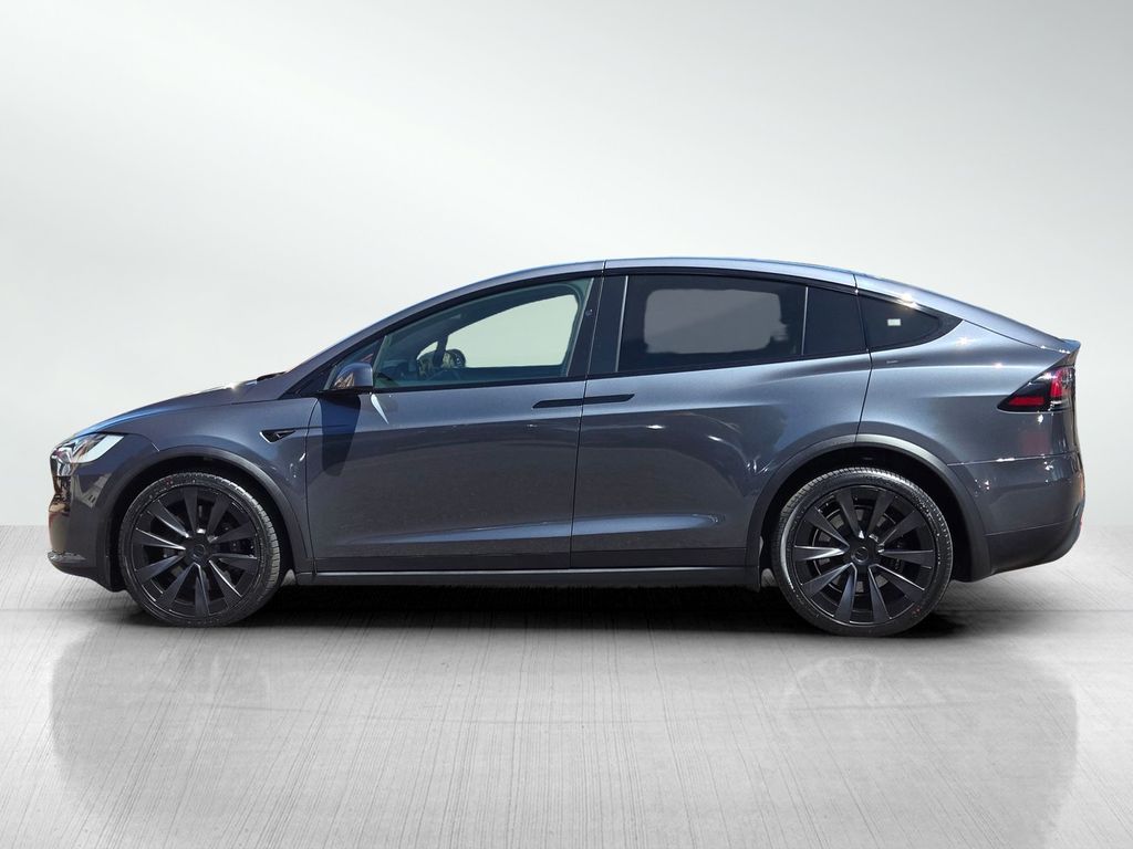 2022 Tesla Model X Plaid photo 3
