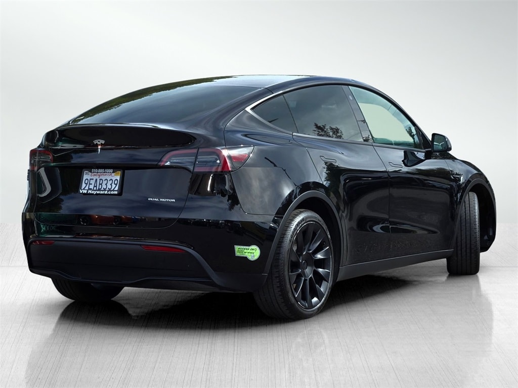 Used 2023 Tesla Model Y Long Range SUV