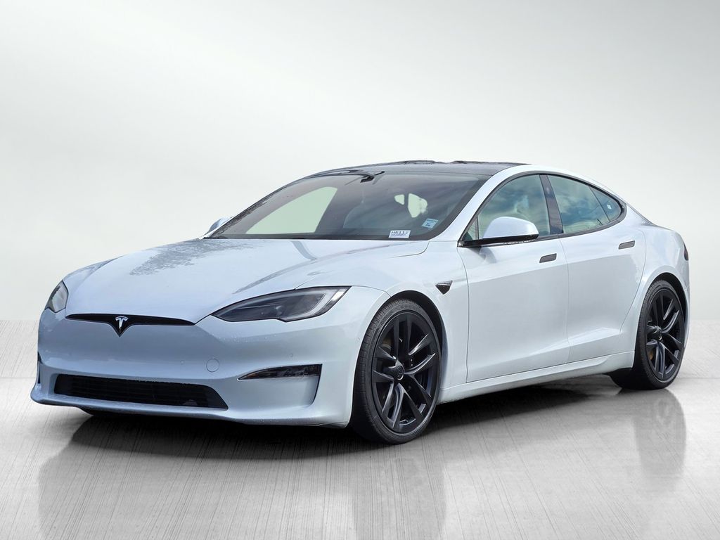 2023 Tesla Model S Standard Range photo 3