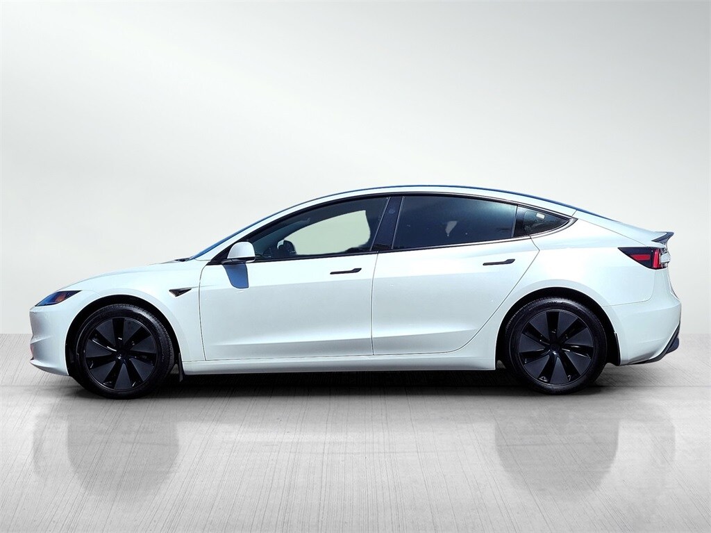 2024 Tesla Model 3 photo 7