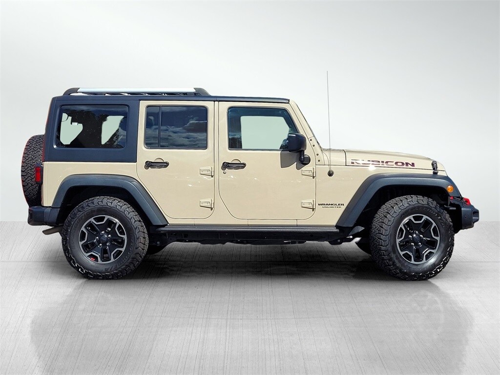 2016 Jeep Wrangler Unlimited Rubicon High Tide photo 3