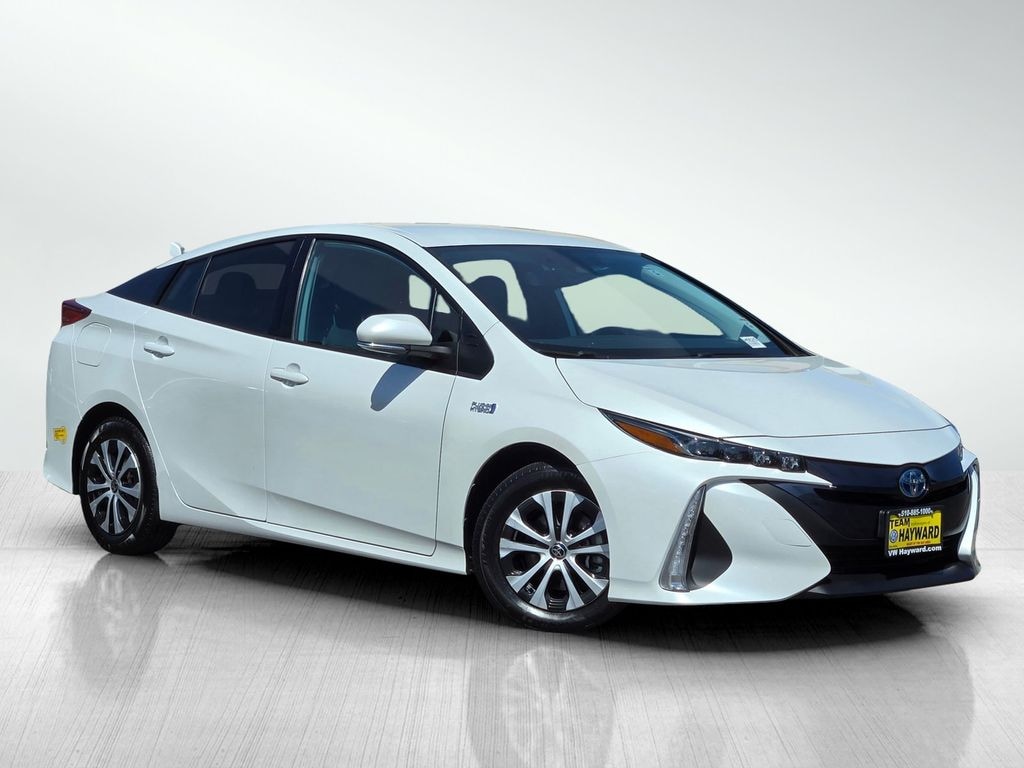 Used 2022 Toyota Prius Prime XLE Hatchback