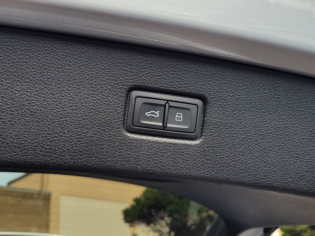 2022 Audi Q7 Premium Plus - Photo 27